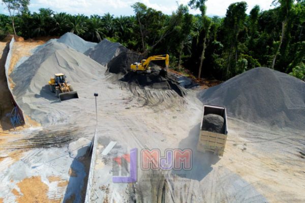 Di Kalimantan, salah satu vendor terpercaya dan berpengalaman dalam penyediaan material alam adalah CV Makin Jaya Makmur.